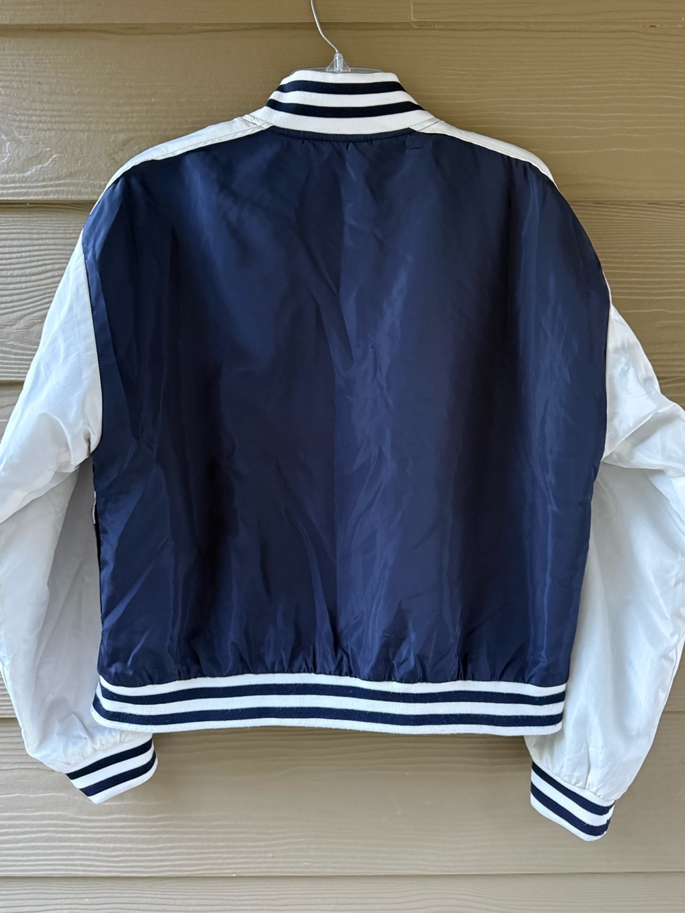 New York Yankees Cult Favorite Satin Bomber Jacket Blue Varsity Athletic Style M - Picture 3 of 11